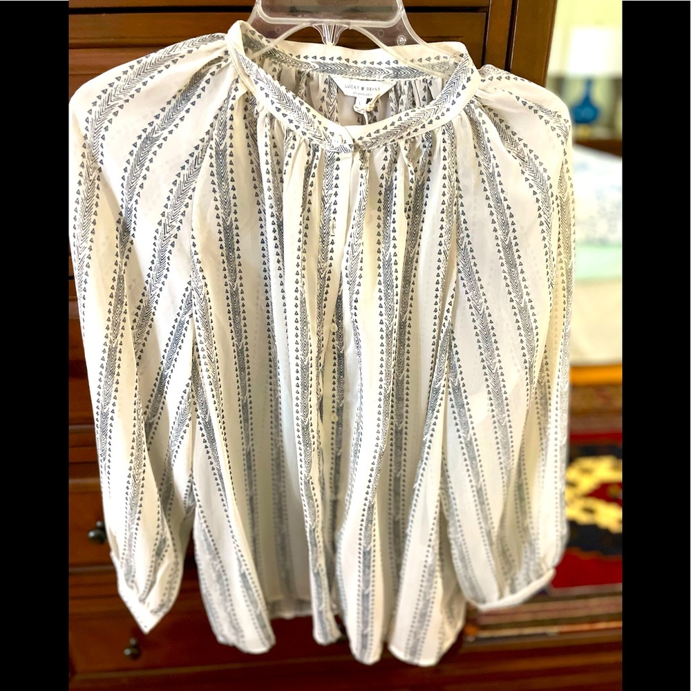 LUCKY BRAND flowy button down shirt-BWT- L